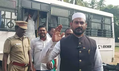 பா.ஜ.க. சிறுபான்மை நலபிரிவு தேசிய செயலாளர் வேலூர் இப்ராஹிம் உட்பட 15 பேர் கைது