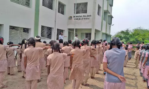 வெள்ளகோவில் அரசு பள்ளியில் தேசிய ஒற்றுமை நாள் விழா