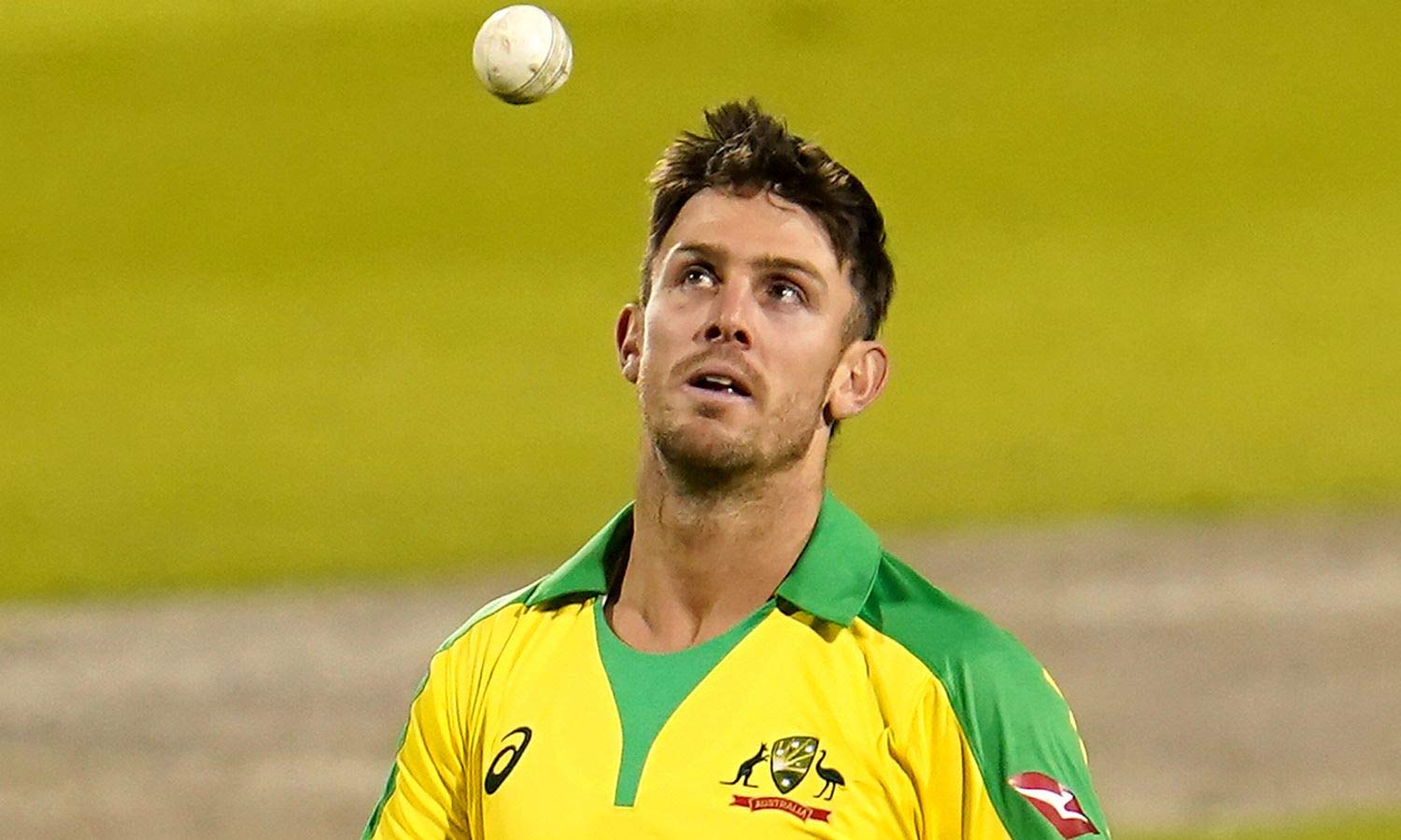 அவசரமாக தாயகம் திரும்பிய நட்சத்திர ஆல்-ரவுண்டர்: ஆஸ்திரேலிய அணிக்கு இழப்பு