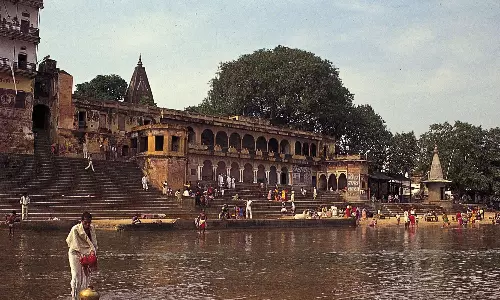 கயாவின்  மகிமை