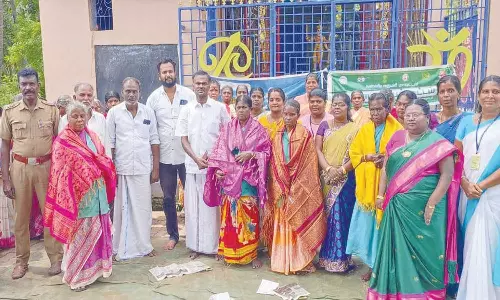 மகாராஜபுரம் பஞ்சாயத்து கிராமசபை கூட்டத்தில் பொதுமக்கள் கோஷம் - பரபரப்பு