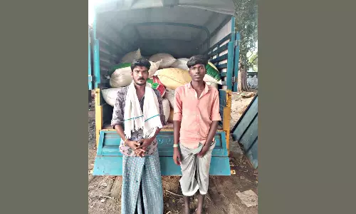 மதுரைக்கு கடத்திய 35 மூடை ரேசன் அரிசி பறிமுதல்