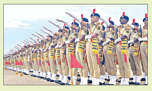 இந்தோ-திபெத் பாதுகாப்பு படை மையத்தில் பயிற்சி நிறைவு அணிவகுப்பு