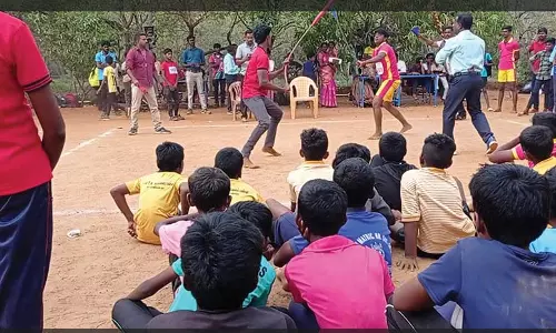 திருவேங்கடம் கலைவாணி பள்ளி மாணவர்கள் சிலம்பப்போட்டியில் சாதனை