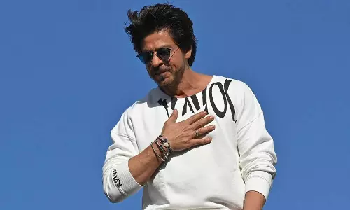 ஷாருக்கான் பிறந்தநாள்.. ரசிகர்களுக்கு சர்ப்ரைஸ் கொடுத்த ஓடிடி தளம்