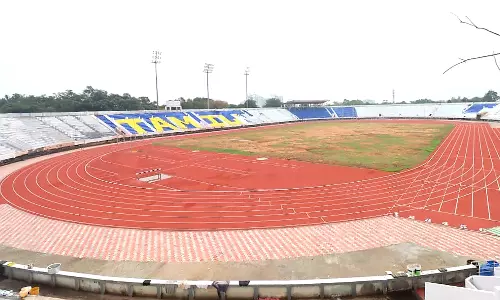 கோவை நேரு விளையாட்டரங்கில் ரூ.6.55 கோடி மதிப்பில் சிந்தடிக் ஓடுதளம்