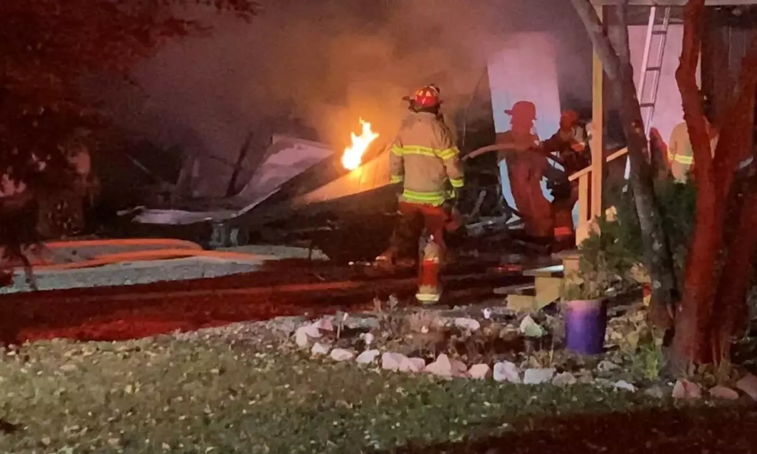 ஈரானில் போதை மறுவாழ்வு மையத்தில் பயங்கர தீ விபத்து: 27 பேர் பலி ஈரானில் போதை மறுவாழ்வு மையத்தில் பயங்கர தீ விபத்து: 27 பேர் பலி