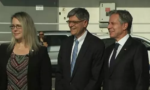 போர் எதிரொலி - 2வது முறையாக இஸ்ரேல் சென்றடைந்தார் அமெரிக்க வெளியுறவு மந்திரி