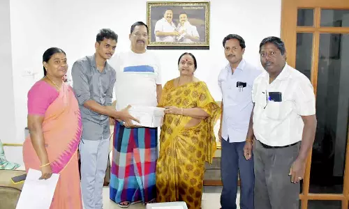 மருத்துவ மாணவர்களுக்கு புத்தகங்கள்