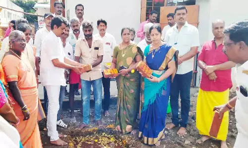 நகர்ப்புற சுகாதார வளாகம் கட்டுமானப் பணி