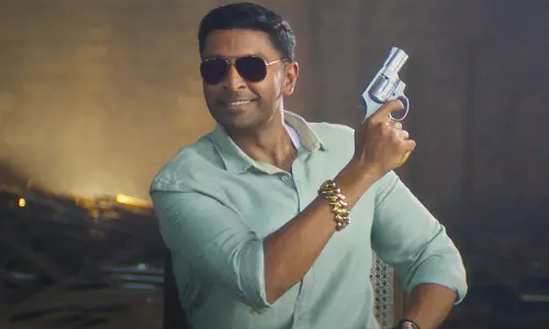 ரவுடீசத்துக்கு ஒரு பிராண்ட் கிரியேட் பண்ணப்போறேன்- கவனம் ஈர்க்கும் ரெய்டு டிரைலர்