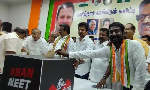 நீட் கையெழுத்து இயக்கம்- விஜய் வசந்த் எம்.பி. பங்கேற்பு