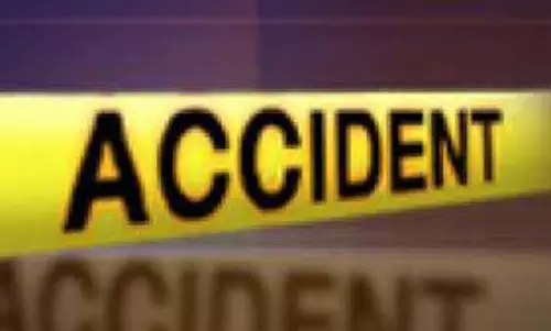 மோட்டார் சைக்கிள் மோதி  மளிகை கடைக்காரர் பலி