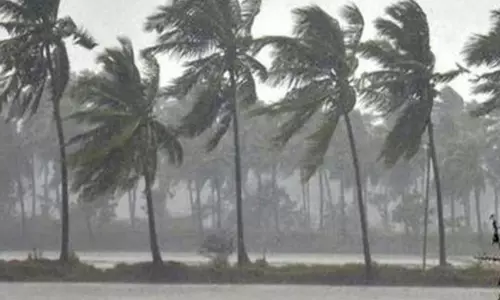 எடப்பாடி பகுதியில் 1 மணி நேரம் கொட்டிய கன மழை