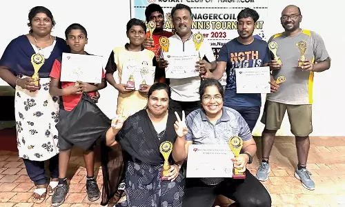 மாவட்ட டேபிள் டென்னிஸ் போட்டியில் டாக்டர் தினக்ஷ் குமார் வெற்றி