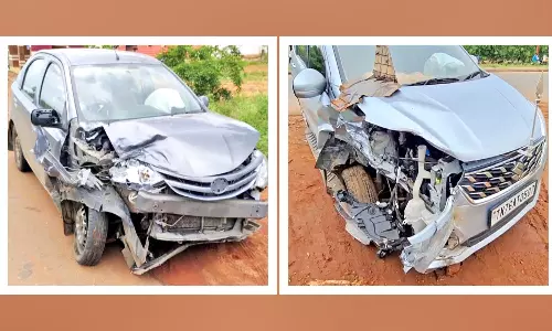 பாவூர்சத்திரம் அருகே கார்கள் நேருக்கு நேர் மோதல்- டிரைவர்கள் உயிர் தப்பினர்