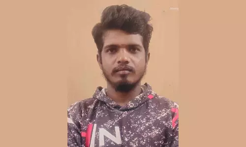 கெலமங்கலம் அருகே கர்நாடக மதுபாட்டில்களை விற்ற வாலிபர் கைது