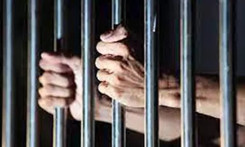 ரூ.1500 லஞ்சம் பெற்ற ஊராட்சி செயலாளருக்கு 3 ஆண்டுகள் சிறை