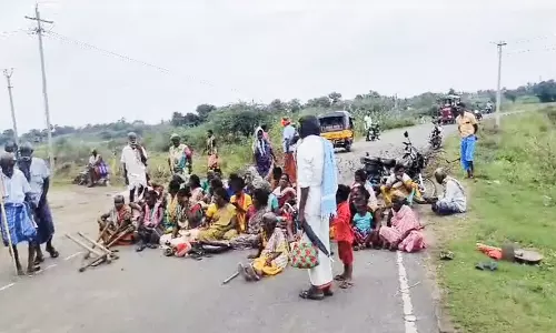 திட்டக்குடி அருகே கிராம மக்கள் சாலை மறியல்