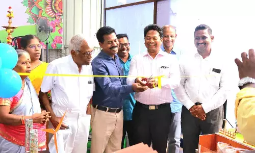 முத்துரத்தினம் அரங்கம் மேல்நிலைப் பள்ளியில் கலை-அறிவியல் கண்காட்சி