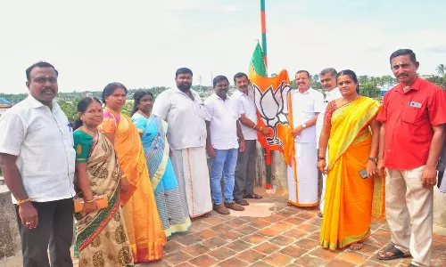 குமரி மாவட்டத்தில் இன்று நிர்வாகிகள் வீட்டில் பாரதிய ஜனதா கொடியேற்றம்