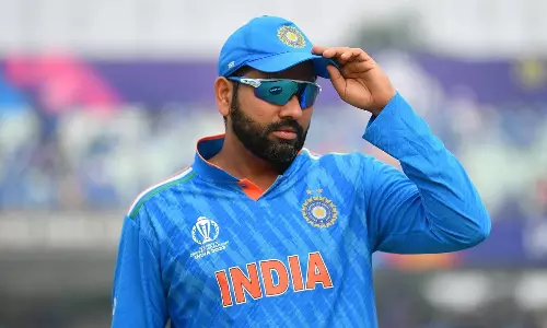 கோலி இல்லை.. 3 வடிவ கிரிக்கெட்டிலும் இவர் கில்லி.. ரோகித் புகழாரம்