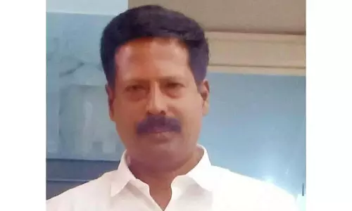 தொழிலாளர்களின் குடும்பத்துக்கு தலா ரூ.50 லட்சம் நிவாரணம் வழங்க வேண்டும்