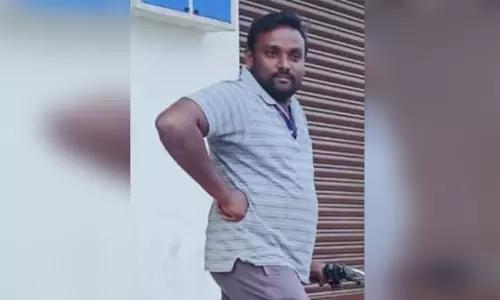 சேலம் அருகே சோகம் மோட்டார் சைக்களில் இருந்து விழுந்து வாலிபர் பலி