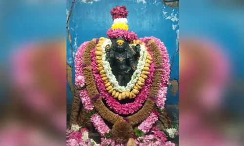 பரமத்திவேலூர் பகுதி சிவன் கோவில்களில் காலபைரவருக்கு சிறப்பு வழிபாடு