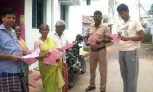 நாமக்கல்லில் திருட்டை தடுக்க போலீசார் விழிப்புணர்வு நோட்டீஸ்