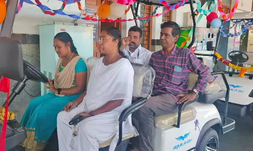 நாகர்கோவில் ரெயில் நிலையத்தில் ரூ10 கட்டணத்தில் பேட்டரி கார்கள் இன்று முதல் இயக்கம்