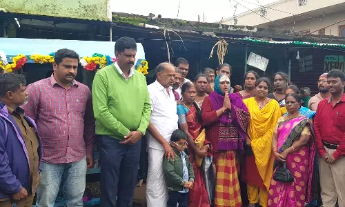 ஊட்டியில் திருநங்கைக்கு மானியத்துடன் சுயதொழில் கடனுதவி