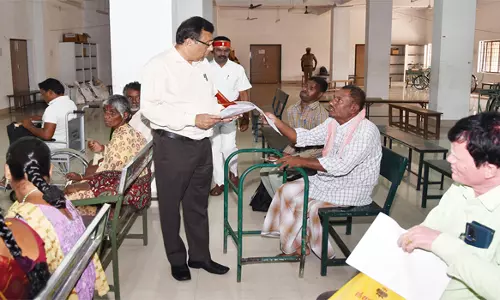 டெங்கு தடுப்பு நடவடிக்கைகளை தொடர்ந்து கண்காணிக்க வேண்டும்