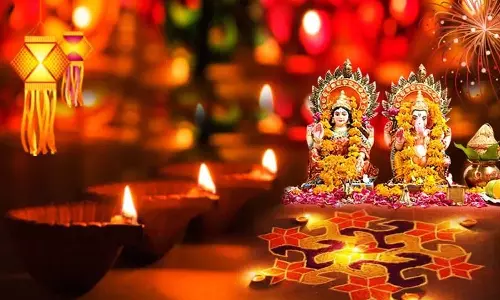 மகிழ்ச்சியை பரவச்செய்யும் தீபாவளி