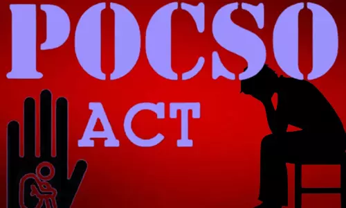 மாணவி விஷம் குடித்து தற்கொலை முயற்சி: 4 மாத கர்ப்பம்- போக்சோ பிரிவில் வழக்கு