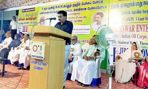 மாணவ-மாணவிகளுக்கு பேச்சுப்போட்டி