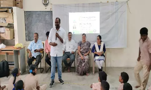 காளசமுத்திரம் பள்ளியில் விழிப்புணர்வு முகாம்