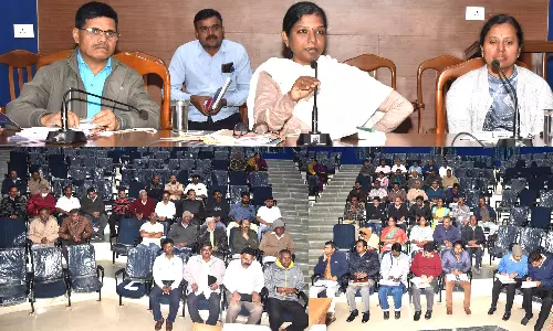 பிளாஸ்டிக் பொருட்களை விற்கவோ, பயன்படுத்தவோ கூடாது- நீலகிரி வியாபாரிகளுக்கு கலெக்டர் எச்சரிக்கை