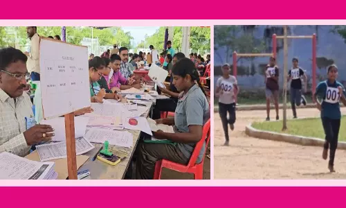 பாளை ஆயுதப்படை மைதானத்தில் பெண் போலீஸ் சப்-இன்ஸ்பெக்டர் பணிக்கான உடல் தகுதி தேர்வு - எழுத்து தேர்வில் வெற்றி பெற்ற 302 பேர்  பங்கேற்பு