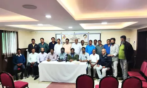 ஊட்டியில் சுற்றுலா தொழில்முனைவோர் கூட்டமைப்பு கூட்டம்