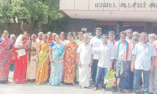 போக்குவரத்து வசதியில்லாமல் 3 கிராம மக்கள் அவதி