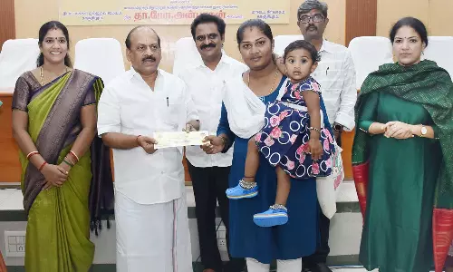 காஞ்சிபுரத்தில் 389 பயனாளிகளுக்கு ரூ.452 லட்சம் மதிப்பில் நலத்திட்ட உதவி- அமைச்சர் வழங்கினார்