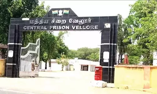 வேலூர் ஜெயிலில் 13 கைதிகளுக்கு பரோல்