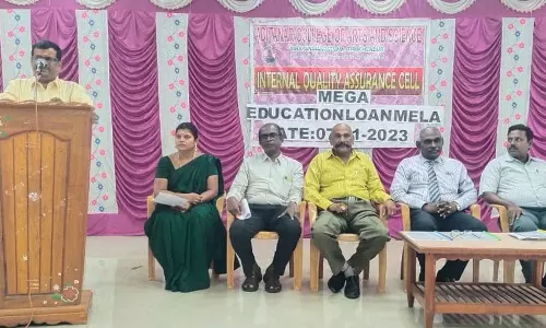 திருச்செந்தூர் ஆதித்தனார் கல்லூரியில் மாணவர்களுக்கு கல்விக்கடன் விழிப்புணர்வு நிகழ்ச்சி