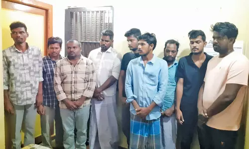 300 கிலோ கஞ்சா கடத்திய 9 பேர் கைது