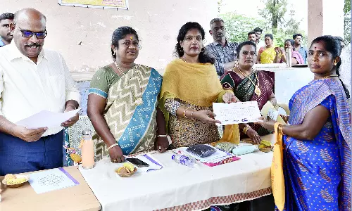 அகமலையில் நடந்த மக்கள் தொடர்பு முகாமில் ரூ.7.21 லட்சம் மதிப்பில் நலத்திட்ட உதவிகள்