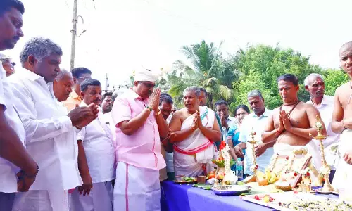 ரூ.20 லட்சம் மதிப்பீட்டில் சாலை சீரமைப்பு பணி