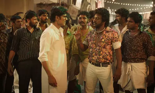 Cut-னு சொன்னா கைய வெட்டிருவேன்- எஸ்.ஜே.சூர்யாவை மிரட்டும் லாரன்ஸ்