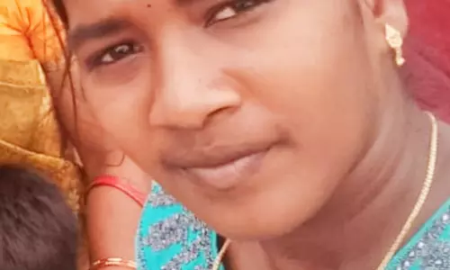 கல்லூரி மாணவி திடீர் தற்கொலை