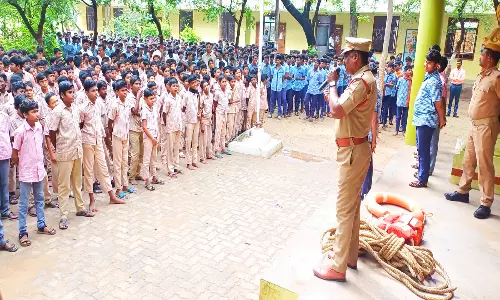 விபத்தில்லா தீபாவளி கொண்டாட விழிப்புணர்வு